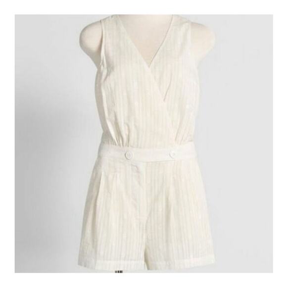 ModCloth Easy Go Sleeveless Cotton Faux Wrap Romper NWT Large - Picture 2 of 16